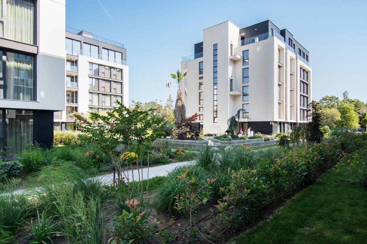 Sea Flats With Parking And Pool In Azur Residence Άγιος Κωνσταντίνος και Ελένη Εξωτερικό φωτογραφία