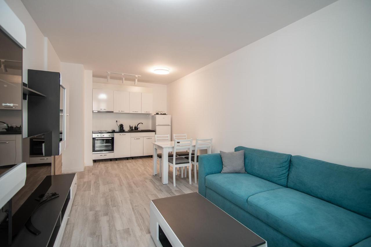 Sea Flats With Parking And Pool In Azur Residence Άγιος Κωνσταντίνος και Ελένη Εξωτερικό φωτογραφία