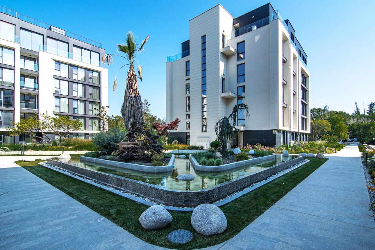 Sea Flats With Parking And Pool In Azur Residence Άγιος Κωνσταντίνος και Ελένη Εξωτερικό φωτογραφία