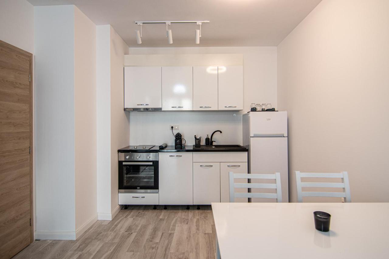 Sea Flats With Parking And Pool In Azur Residence Άγιος Κωνσταντίνος και Ελένη Εξωτερικό φωτογραφία