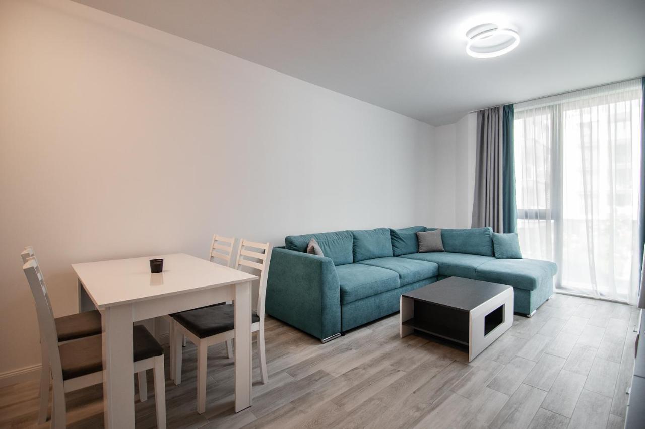 Sea Flats With Parking And Pool In Azur Residence Άγιος Κωνσταντίνος και Ελένη Εξωτερικό φωτογραφία