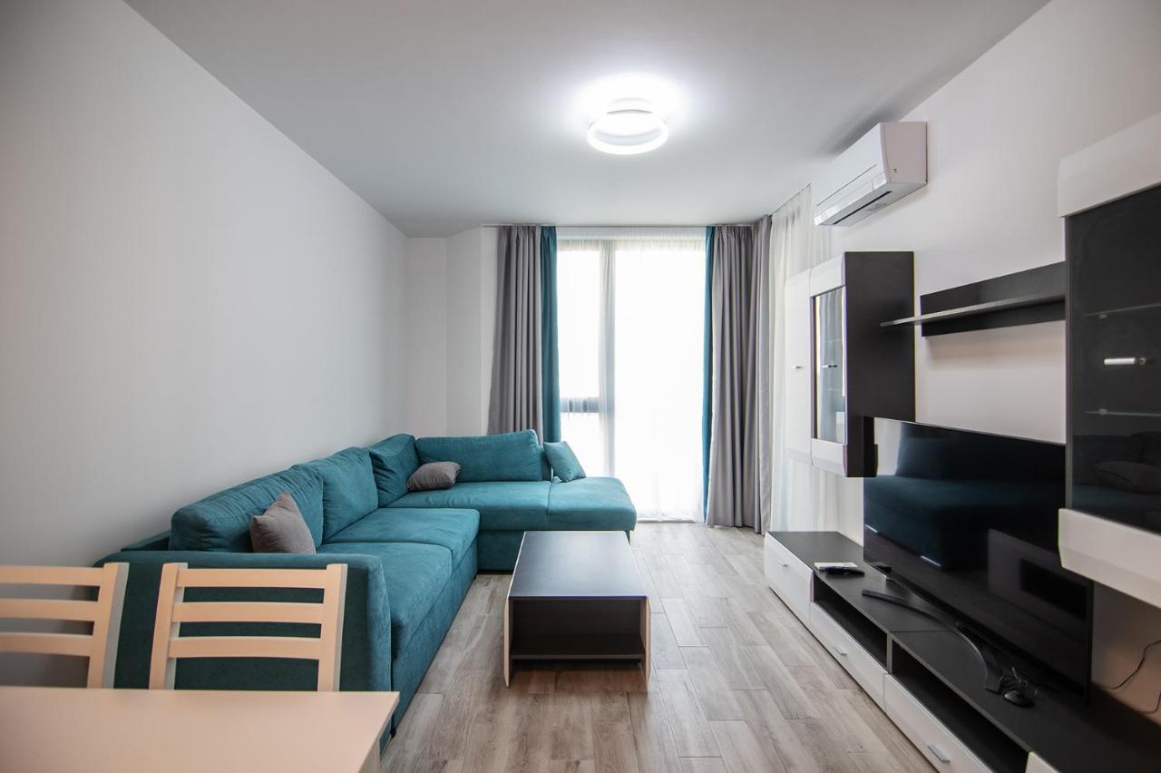Sea Flats With Parking And Pool In Azur Residence Άγιος Κωνσταντίνος και Ελένη Εξωτερικό φωτογραφία